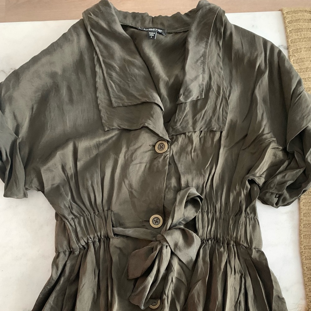 Bebe size 4